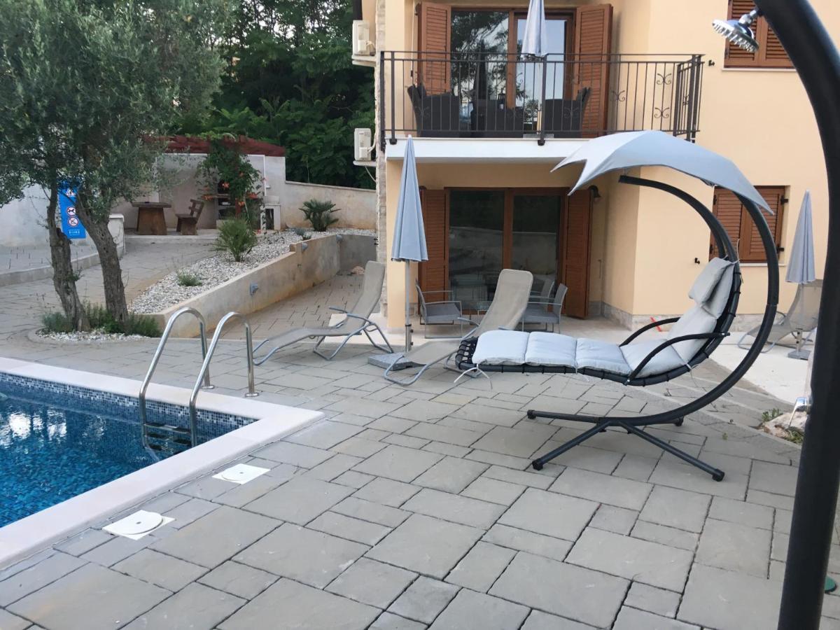 Apartments Villa Diamant With Pool & Whirlpool Čižići Kültér fotó